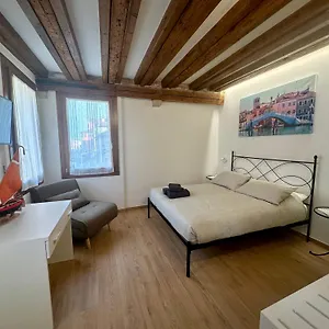 Sora Al Ponte Apartment